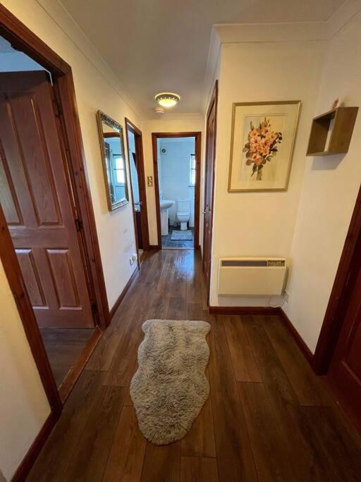 Apartment With Parking, Close To The Raigmore Hospital Інвернесс Екстер'єр фото